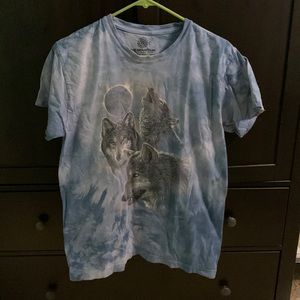 Wolf tee